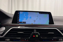 Musta BMW 740 2018 kuva 30.