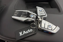 Musta BMW 740 2018 kuva 43.