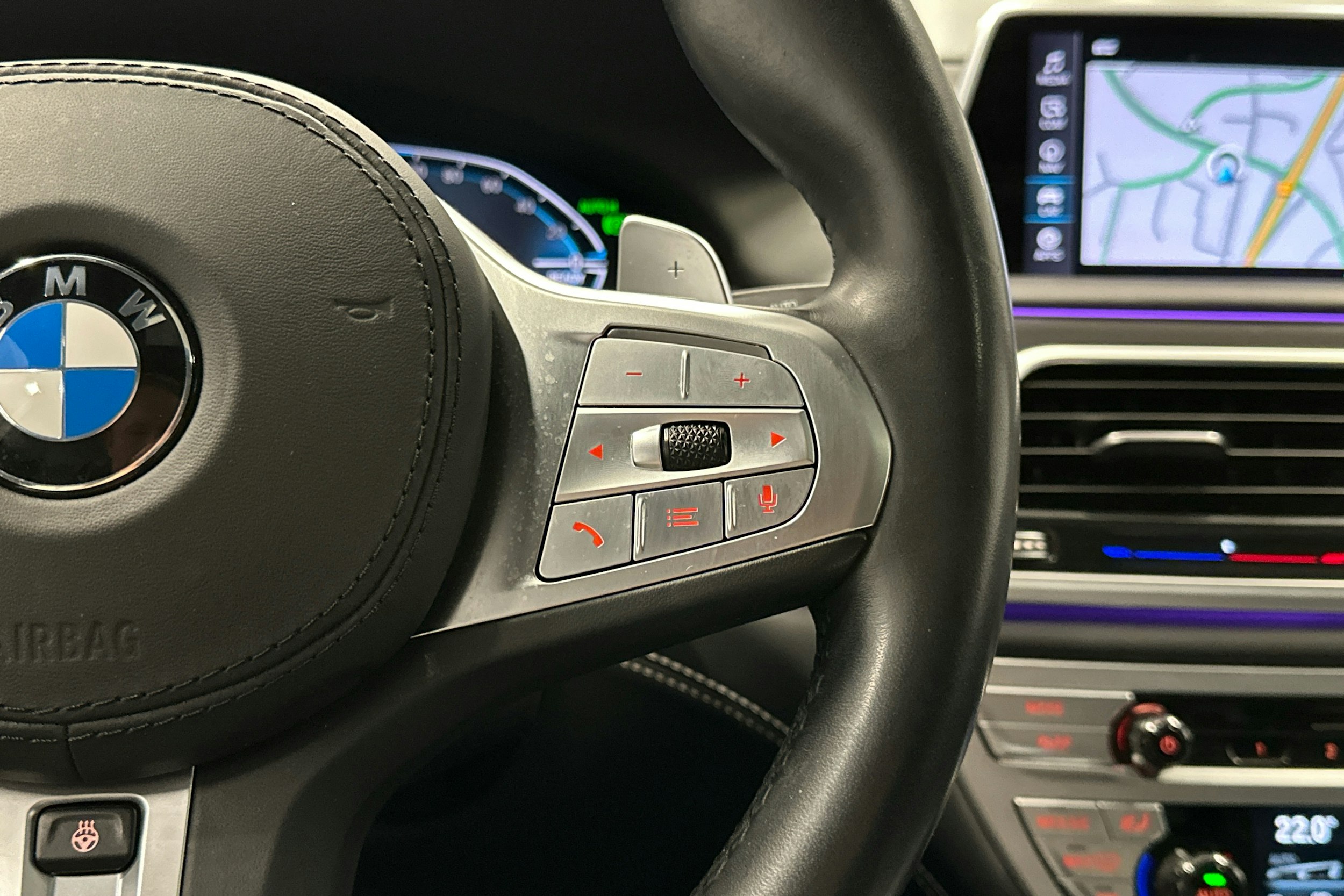 Harmaa BMW 745 2019 kuva 8.