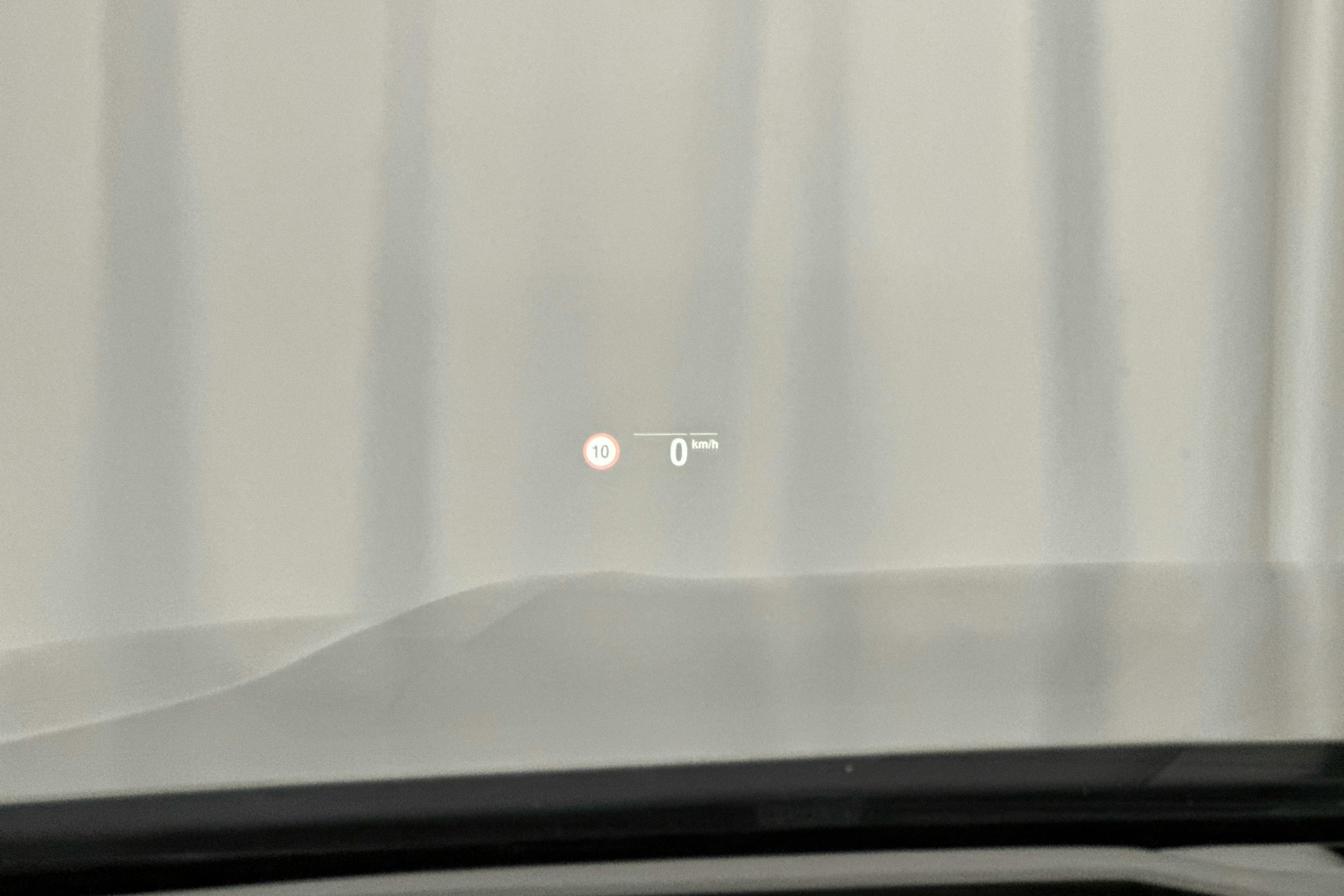 Harmaa BMW 745 2019 kuva 12.