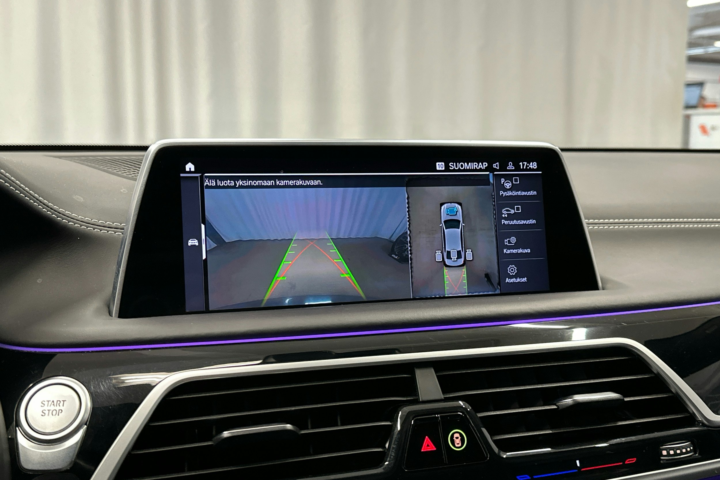 Harmaa BMW 745 2019 kuva 14.