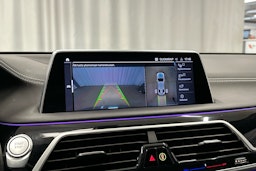 Harmaa BMW 745 2019 kuva 14.
