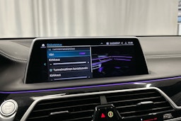 Harmaa BMW 745 2019 kuva 17.