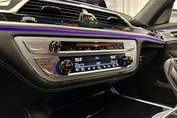 Harmaa BMW 745 2019 kuva 22.