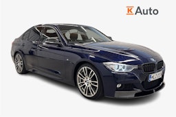 sininen BMW 335 2013 kuva 1.