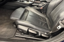 sininen BMW 335 2013 kuva 19.