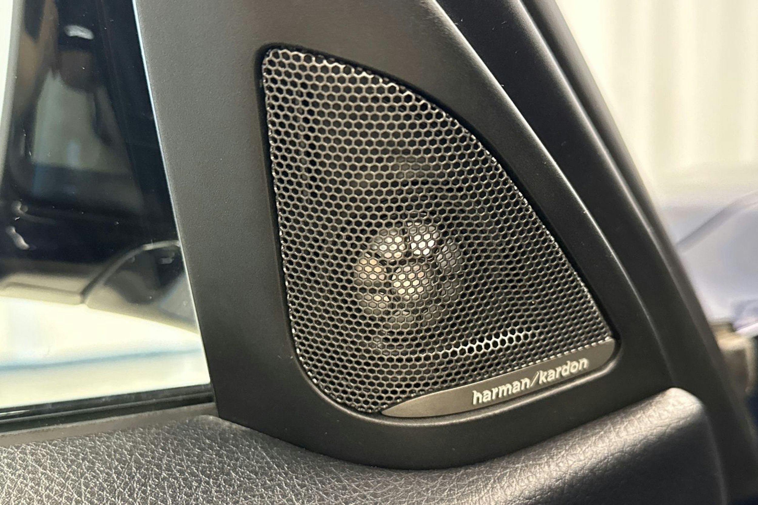sininen BMW 335 2013 kuva 20.