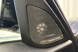 sininen BMW 335 2013 kuva 20.