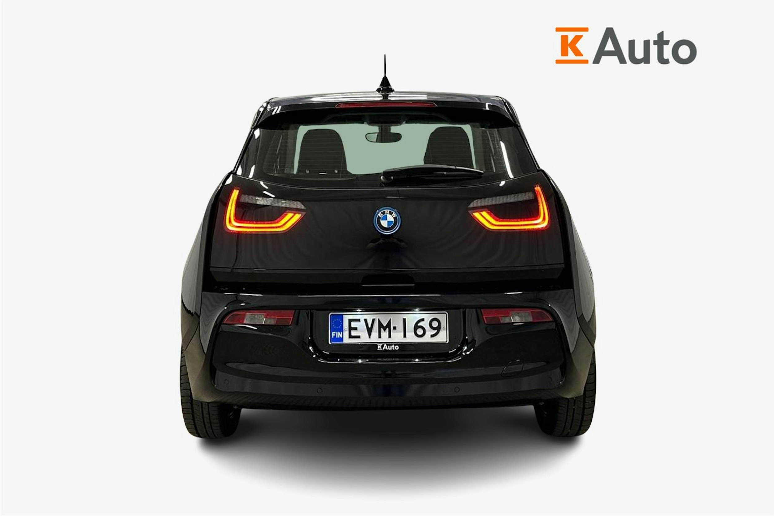 musta BMW i3 2018 kuva 3.
