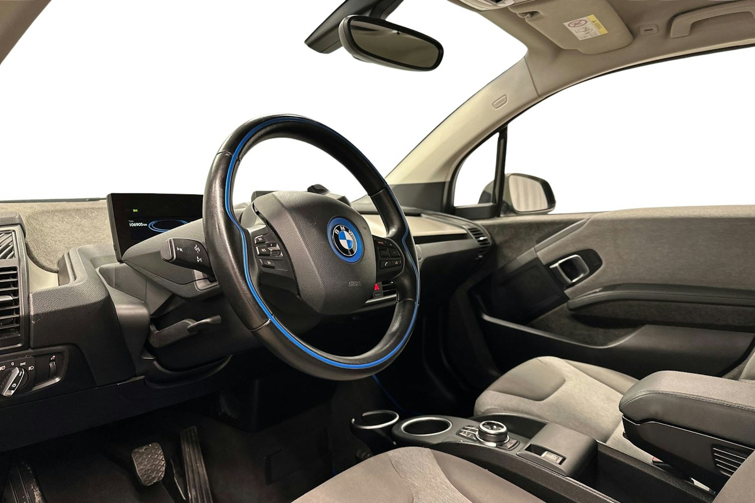 musta BMW i3 2018 kuva 7.