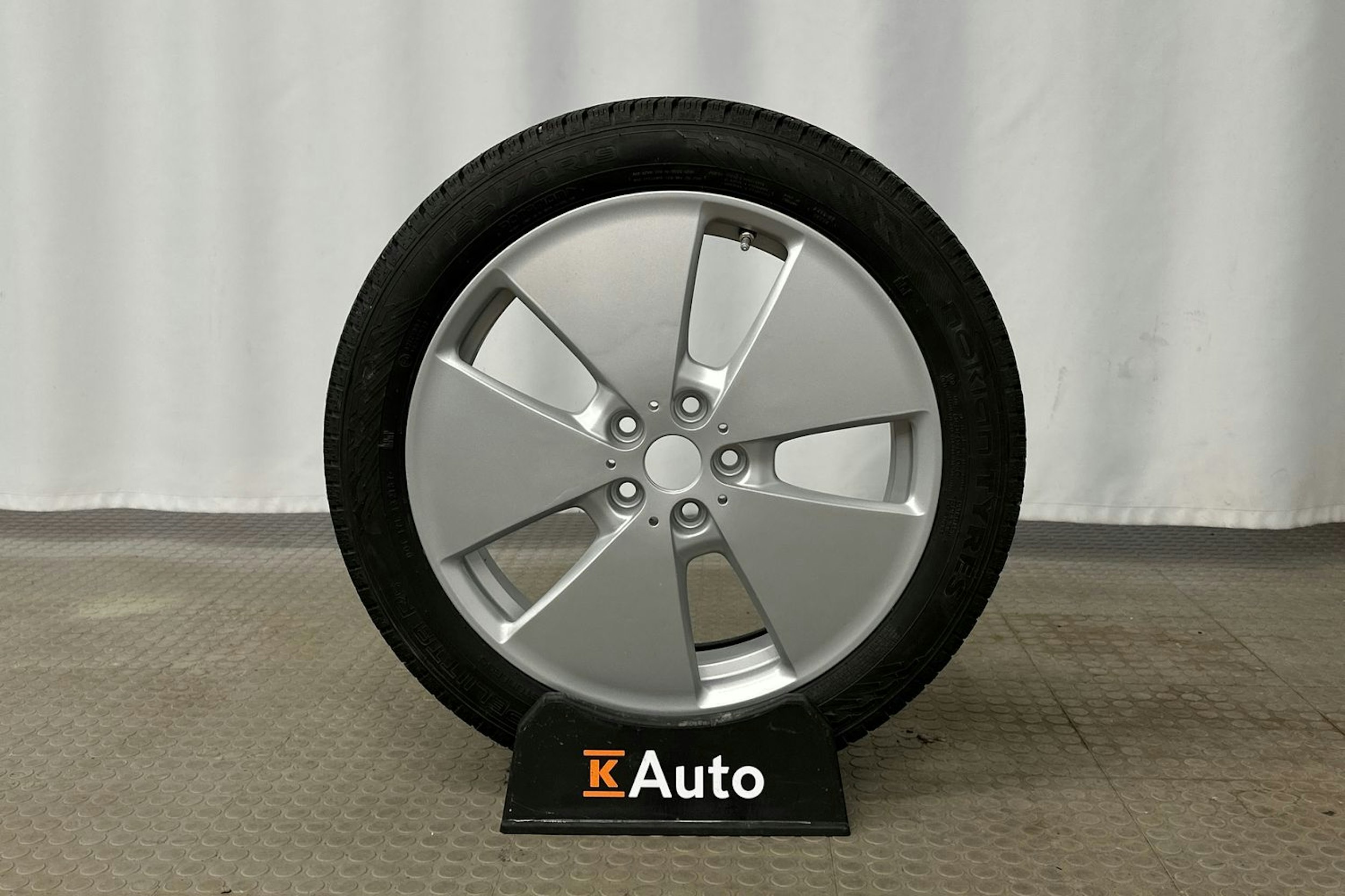 musta BMW i3 2018 kuva 13.