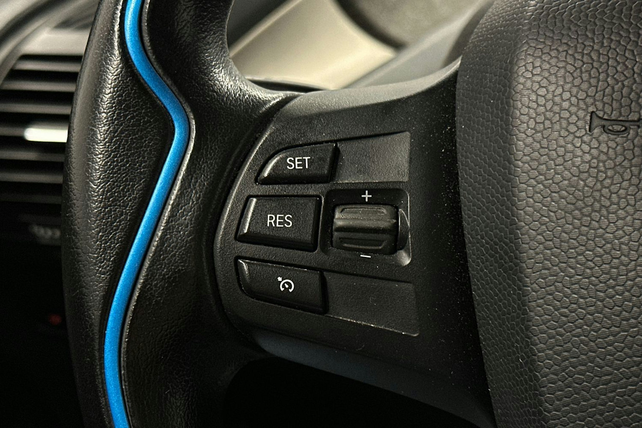 musta BMW i3 2018 kuva 18.
