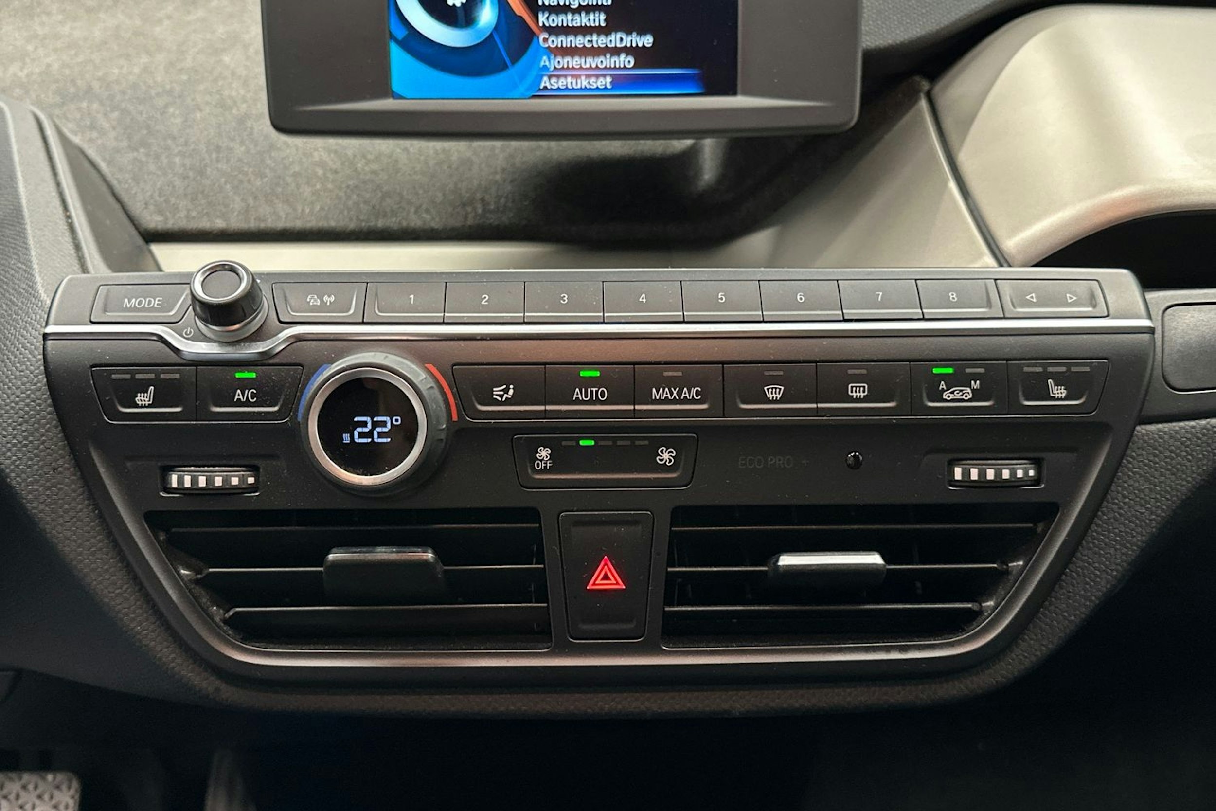 musta BMW i3 2018 kuva 25.