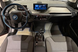 Punainen BMW i3 2019 kuva 9.