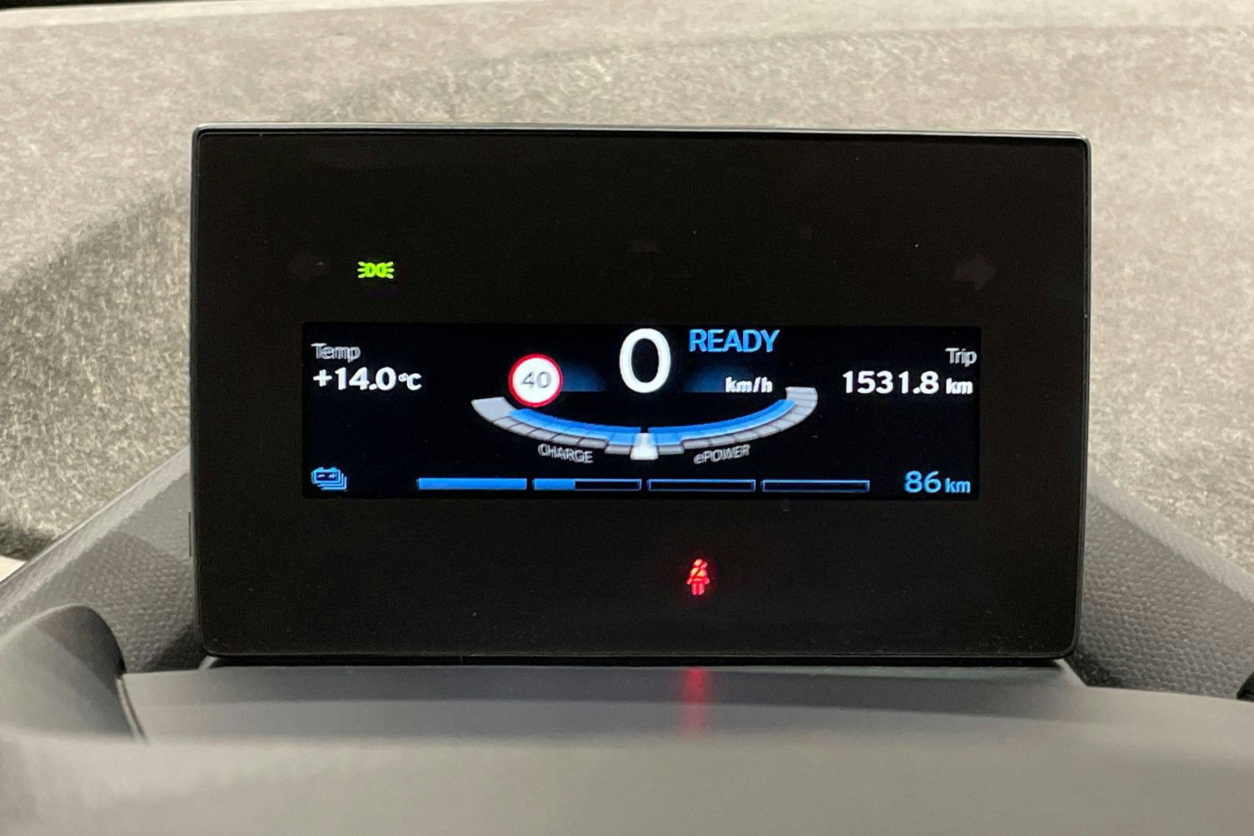 Punainen BMW i3 2019 kuva 16.