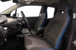 Punainen BMW i3 2020 kuva 11.