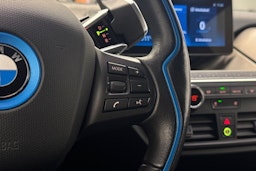 Punainen BMW i3 2020 kuva 16.