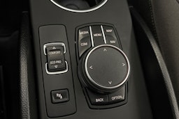 Punainen BMW i3 2020 kuva 23.