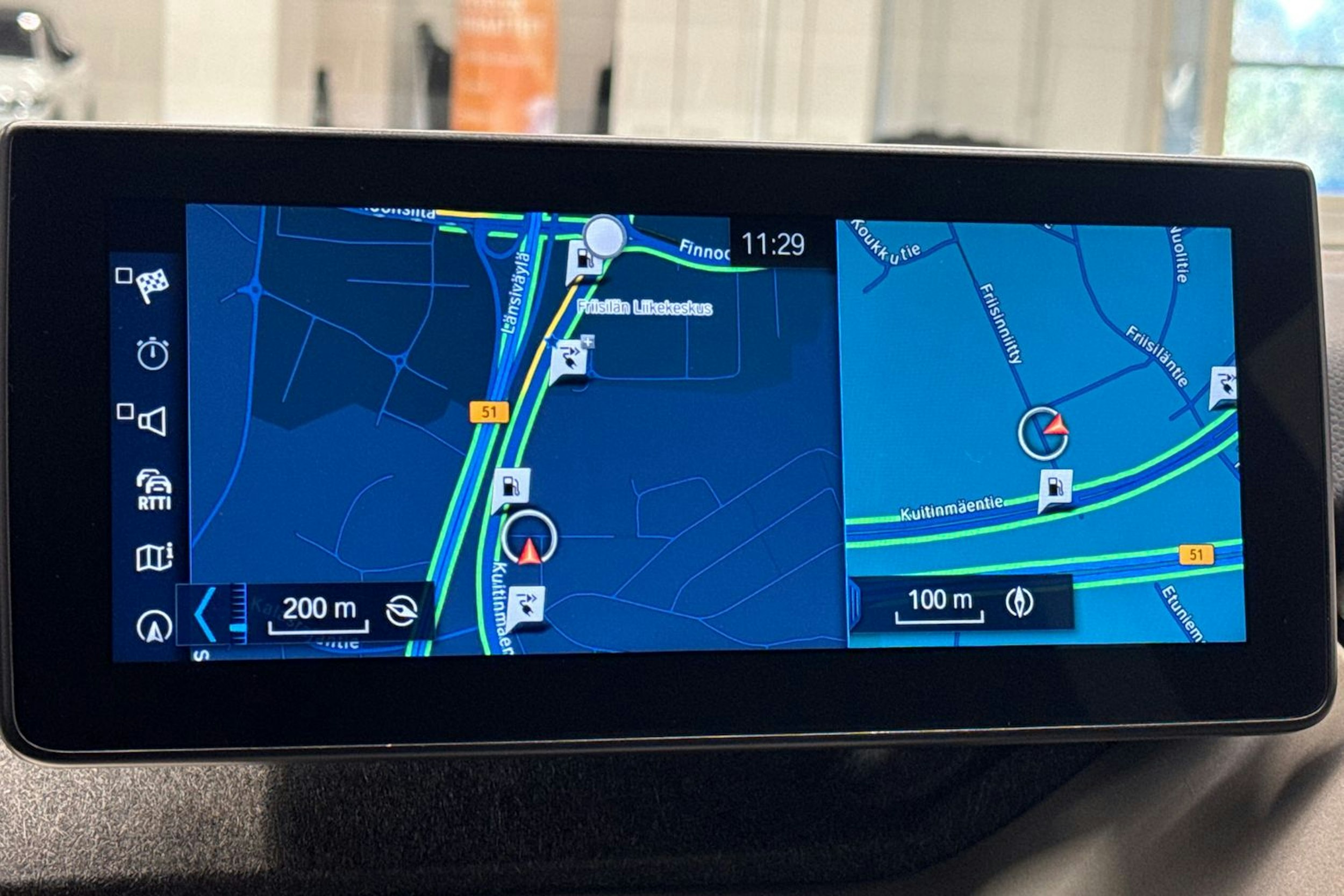 Punainen BMW i3 2020 kuva 28.
