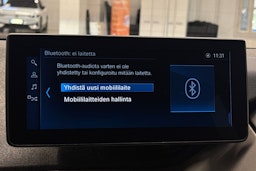 Punainen BMW i3 2020 kuva 31.