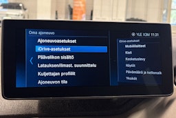 Punainen BMW i3 2020 kuva 32.