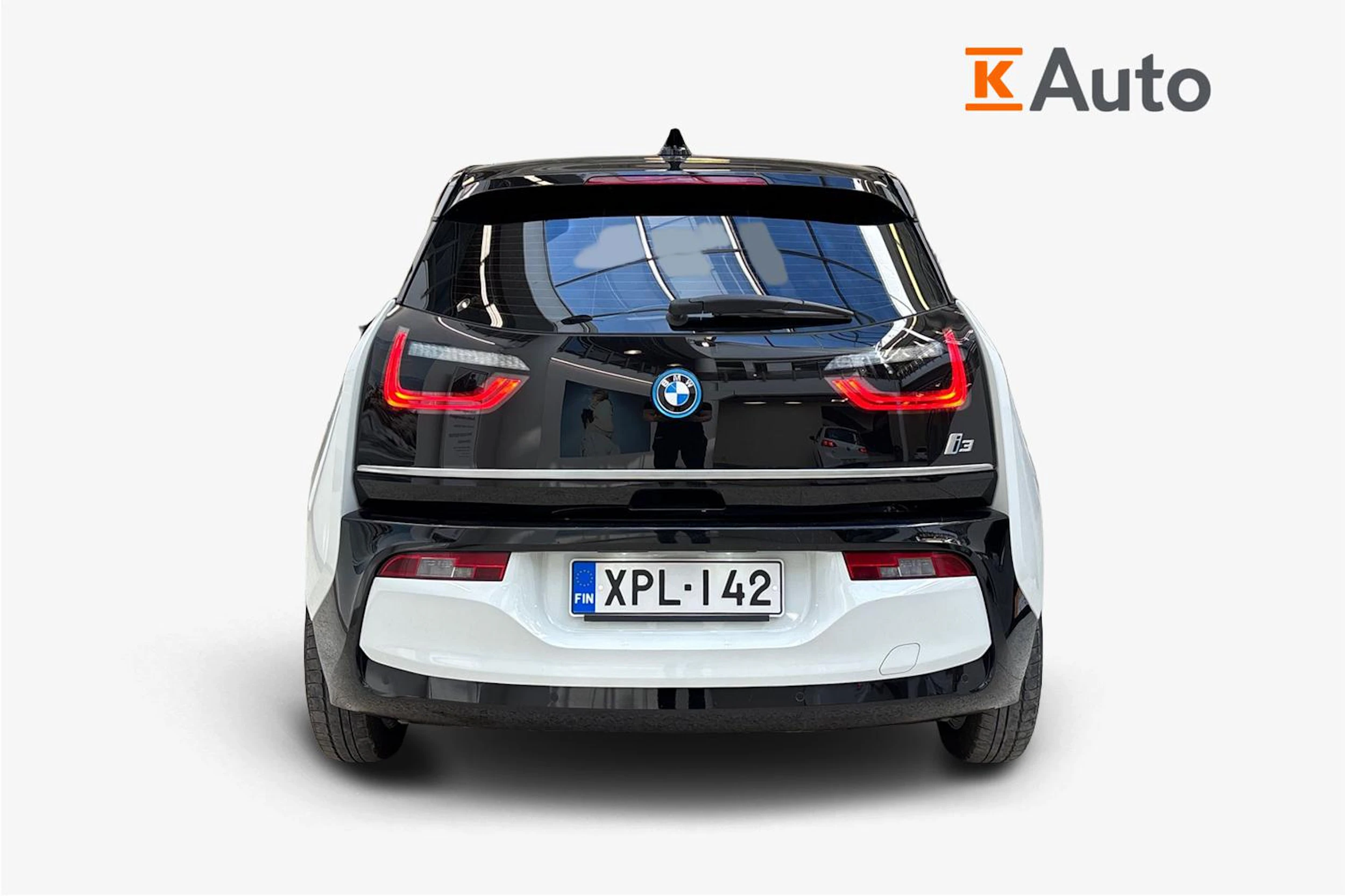 Valkoinen BMW i3 2021 kuva 4.