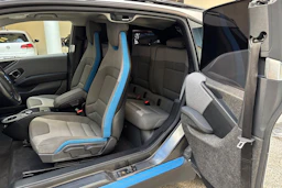 Valkoinen BMW i3 2021 kuva 24.