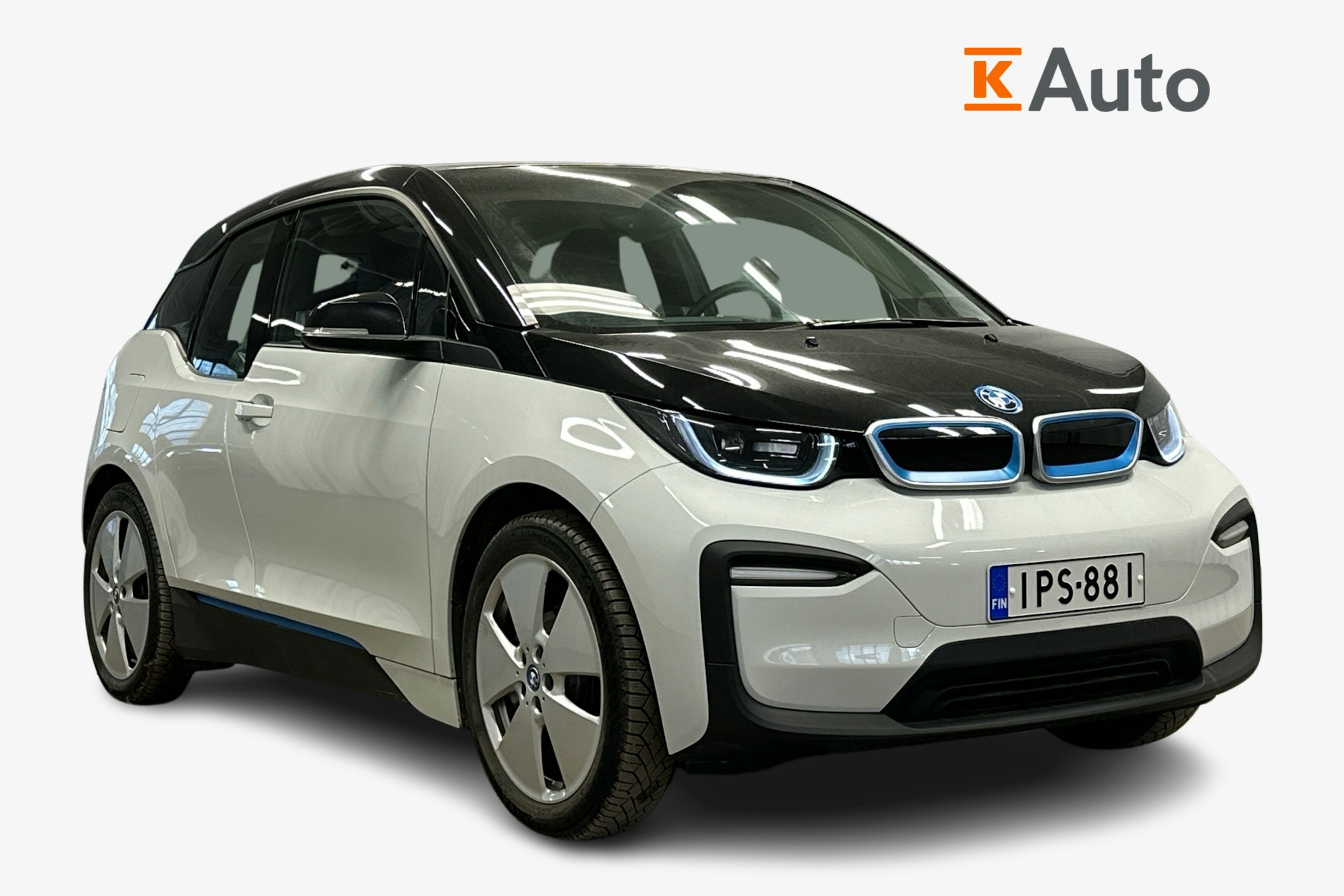 valkoinen BMW i3 2022 kuva 1.