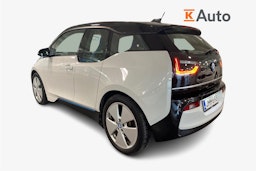 valkoinen BMW i3 2022 kuva 2.