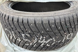 harmaa BMW i4 2022 kuva 15.