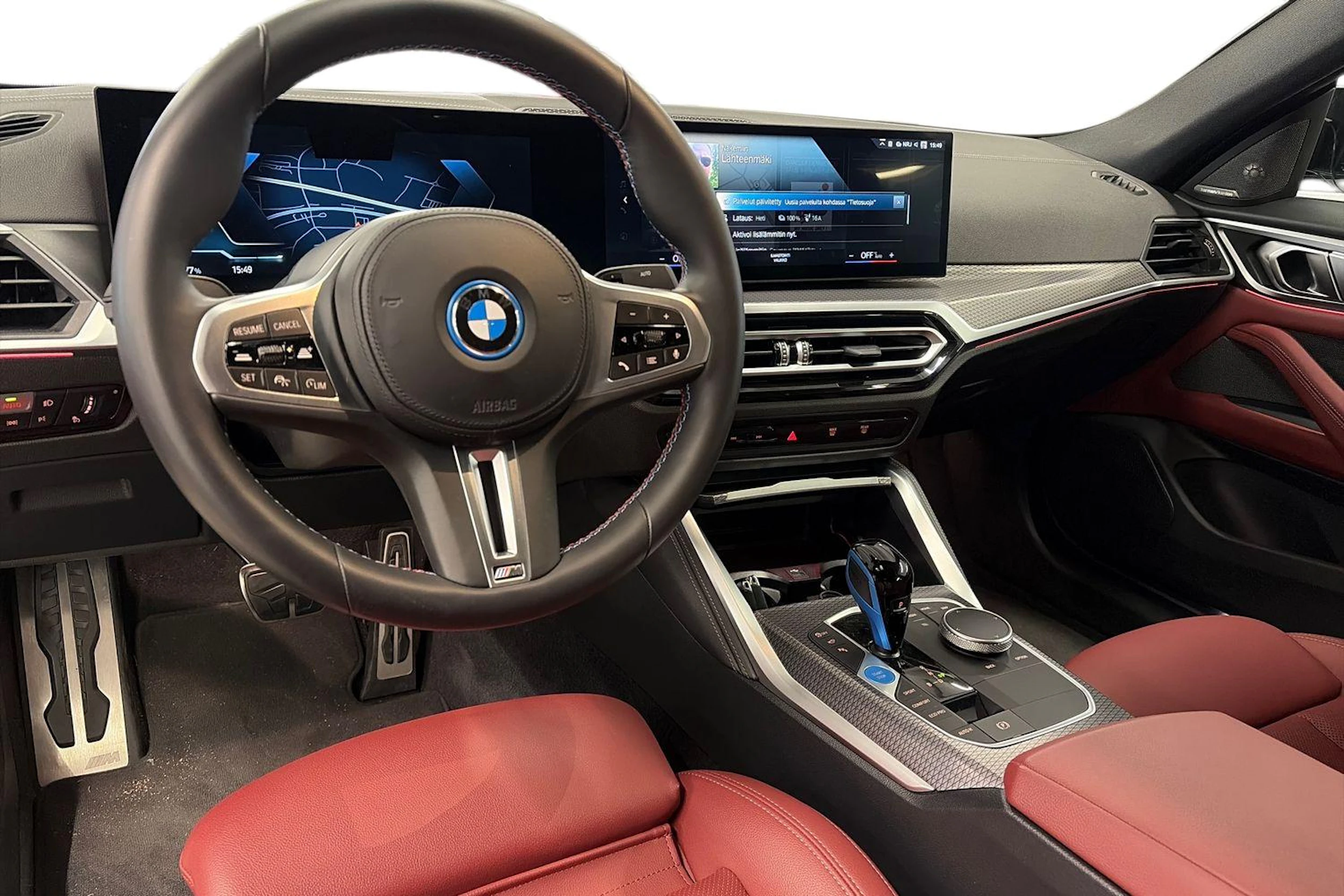 valkoinen BMW i4 2022 kuva 3.
