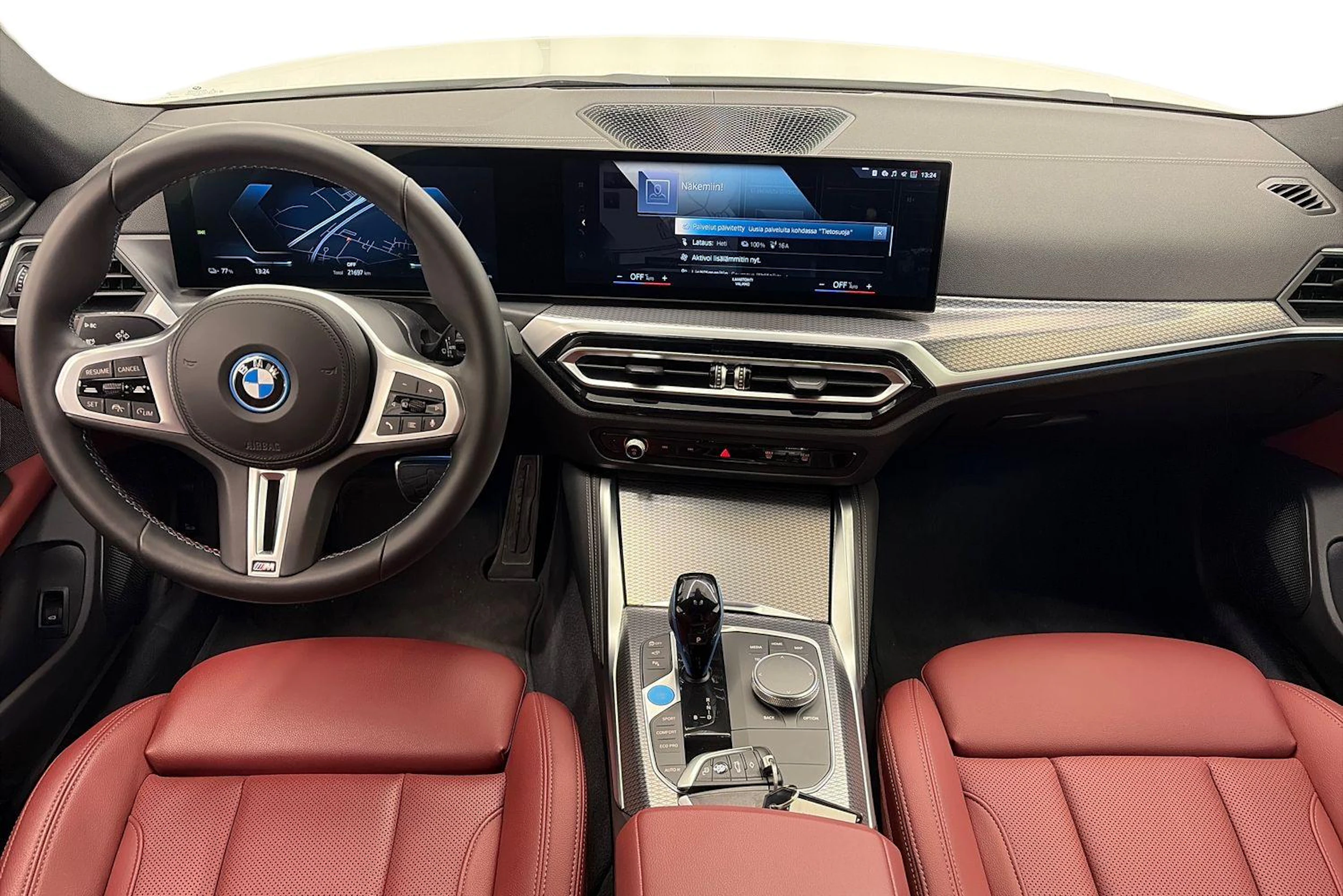 valkoinen BMW i4 2022 kuva 9.