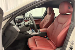 valkoinen BMW i4 2022 kuva 17.