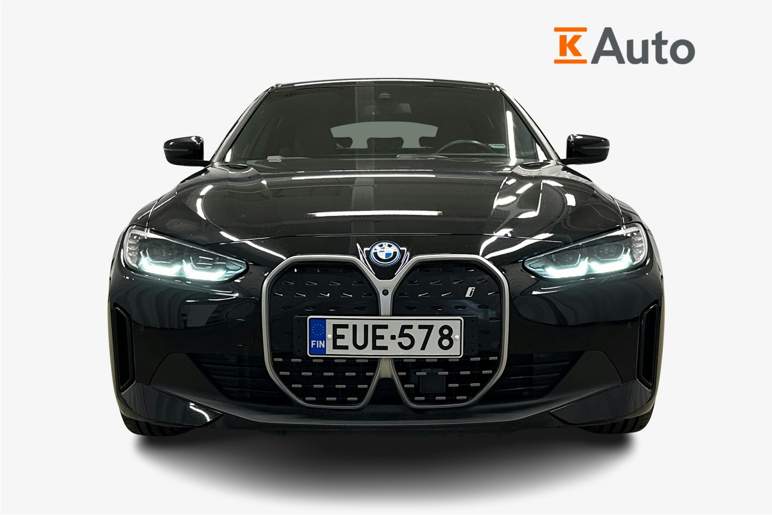 musta BMW i4 2022 kuva 4.