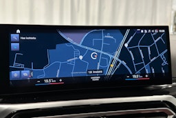 musta BMW i4 2022 kuva 14.