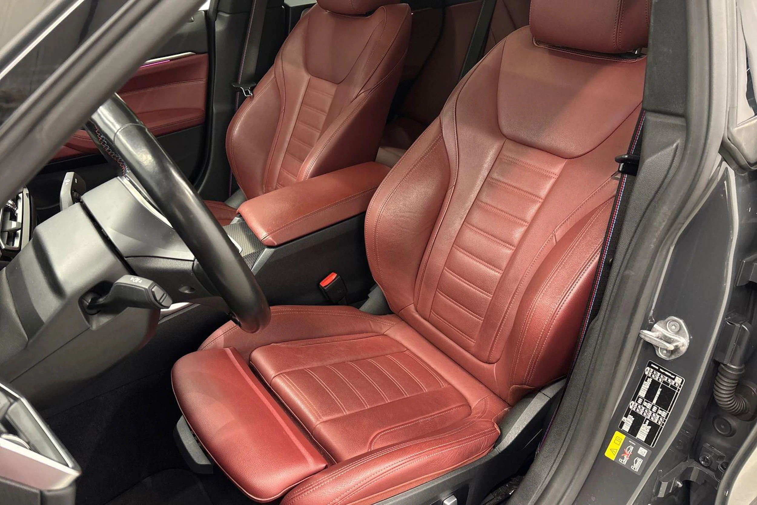 harmaa BMW i4 M50 2022 kuva 6.