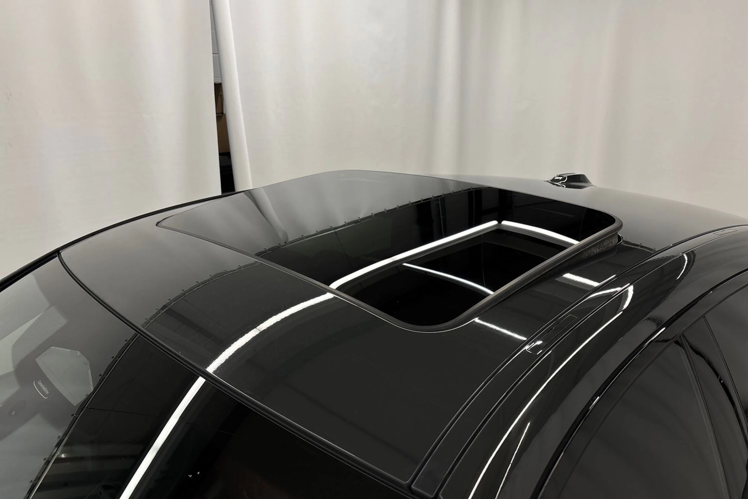 harmaa BMW i4 M50 2022 kuva 12.