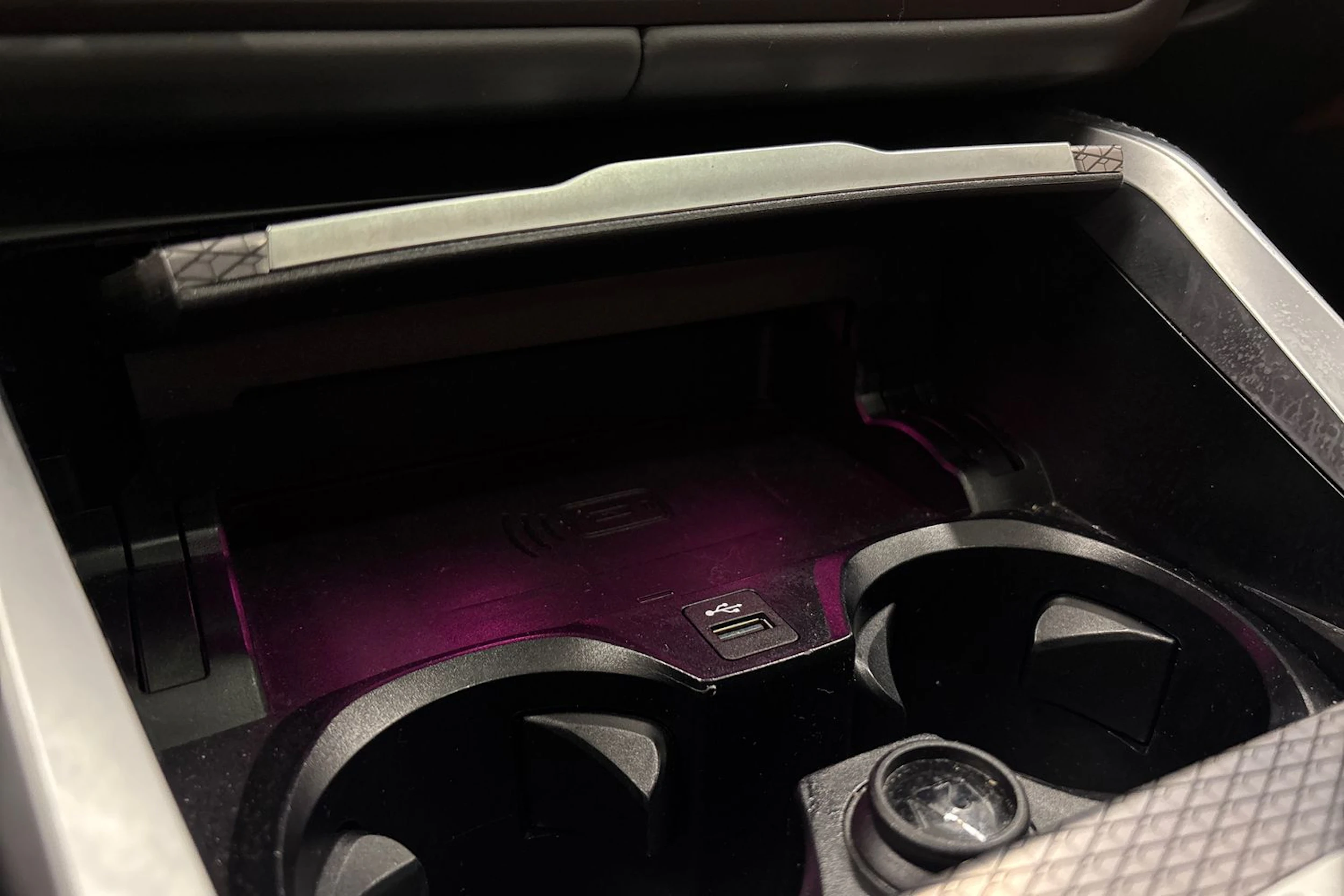 harmaa BMW i4 M50 2022 kuva 19.