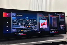 harmaa BMW i4 M50 2022 kuva 21.