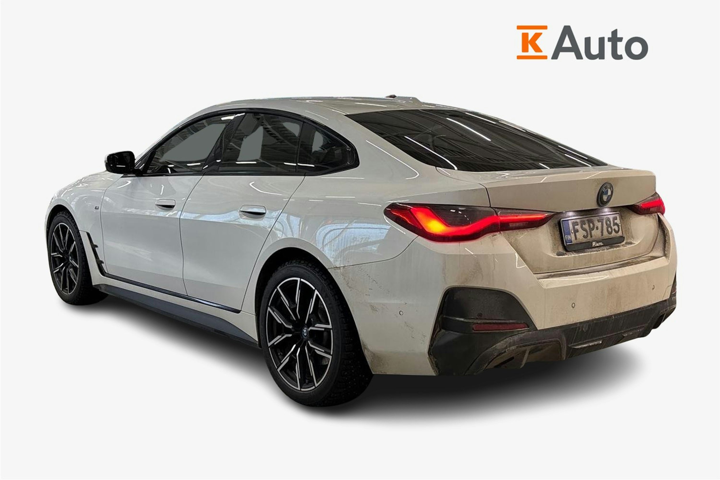 valkoinen BMW i4 2022 kuva 2.