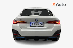 valkoinen BMW i4 2022 kuva 3.