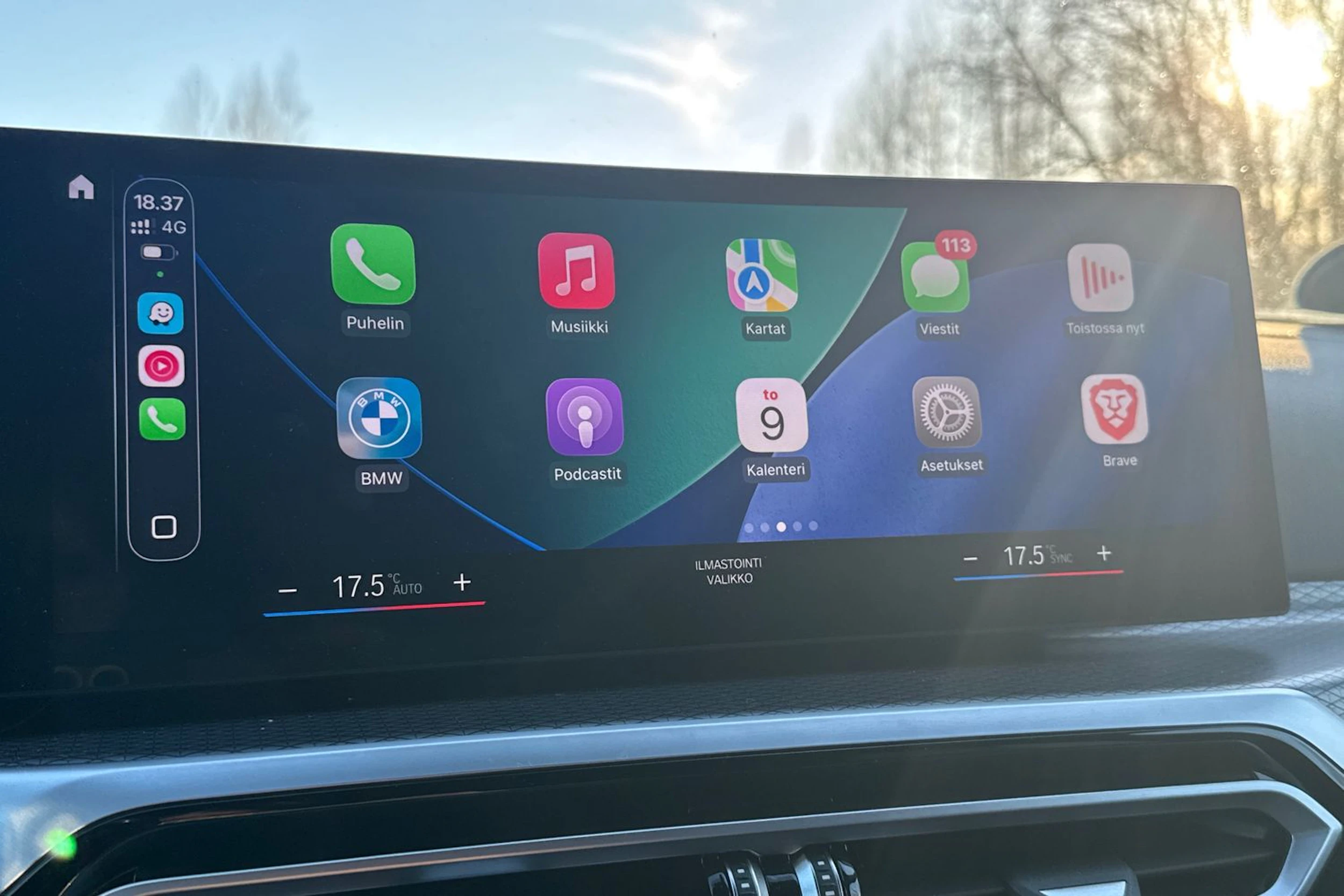 Valkoinen BMW i4 2022 kuva 10.