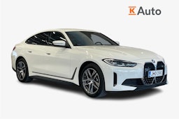 Valkoinen BMW i4 2022 kuva 1.
