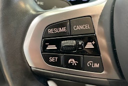 Valkoinen BMW i4 2022 kuva 21.