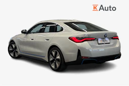 valkoinen BMW i4 2022 kuva 2.