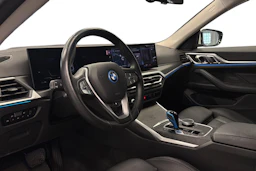 valkoinen BMW i4 2022 kuva 3.