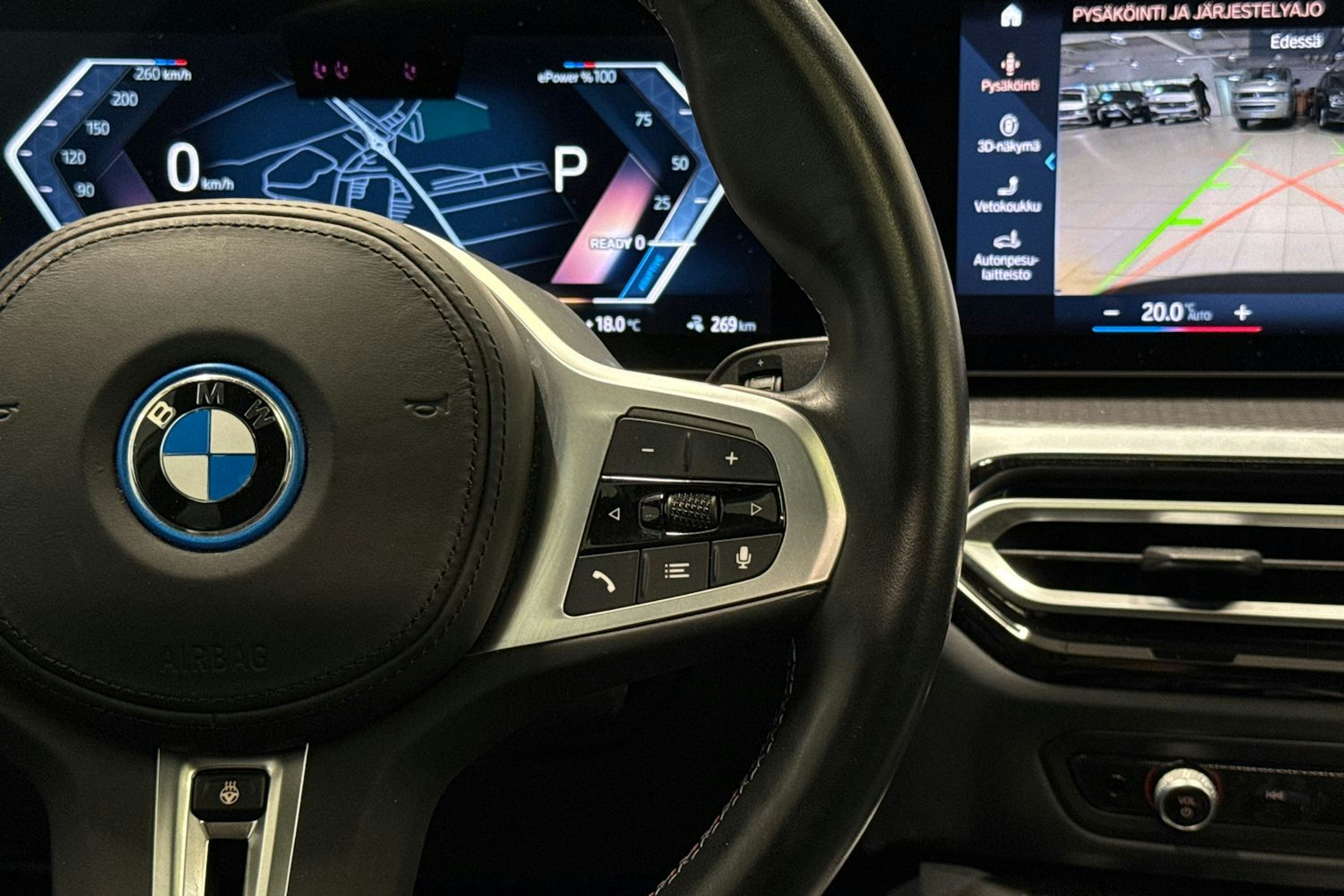 Sininen BMW i4 M50 2022 kuva 17.