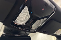 Sininen BMW i4 M50 2022 kuva 41.