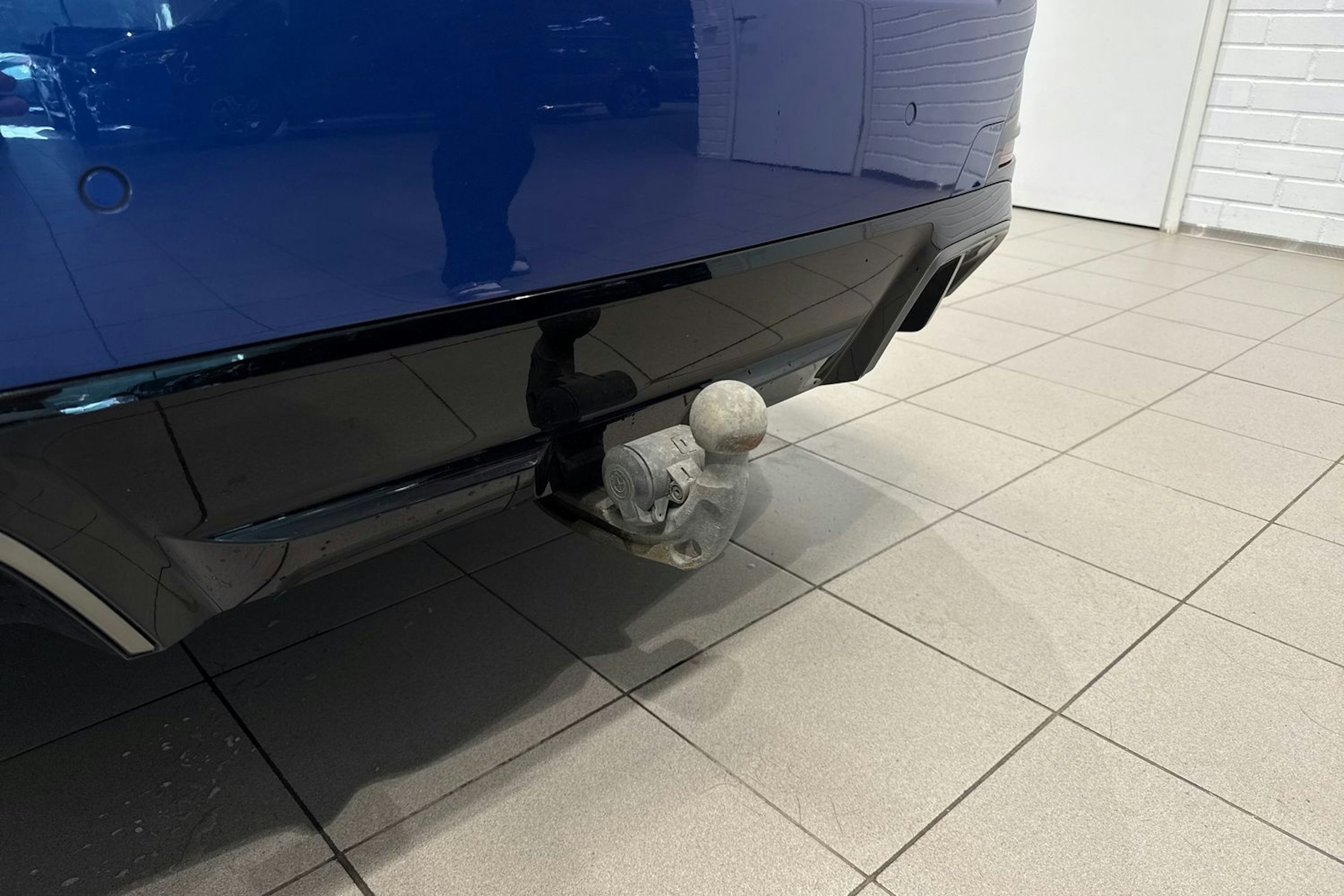 Sininen BMW i4 M50 2022 kuva 42.