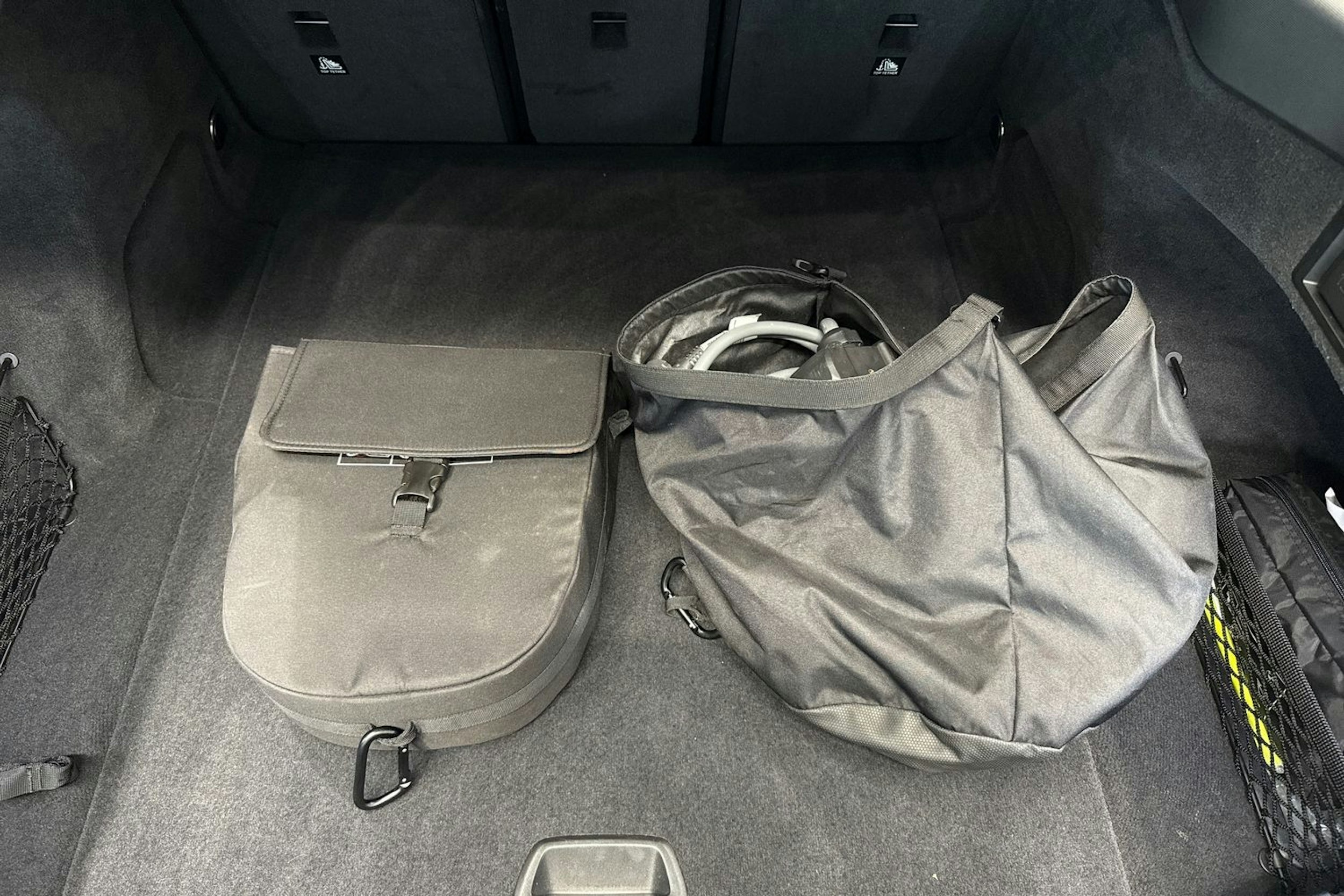 Sininen BMW i4 M50 2022 kuva 43.